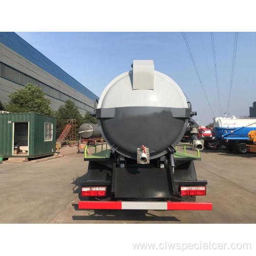 Dongfeng Small vacuum sewage suction tanker truck